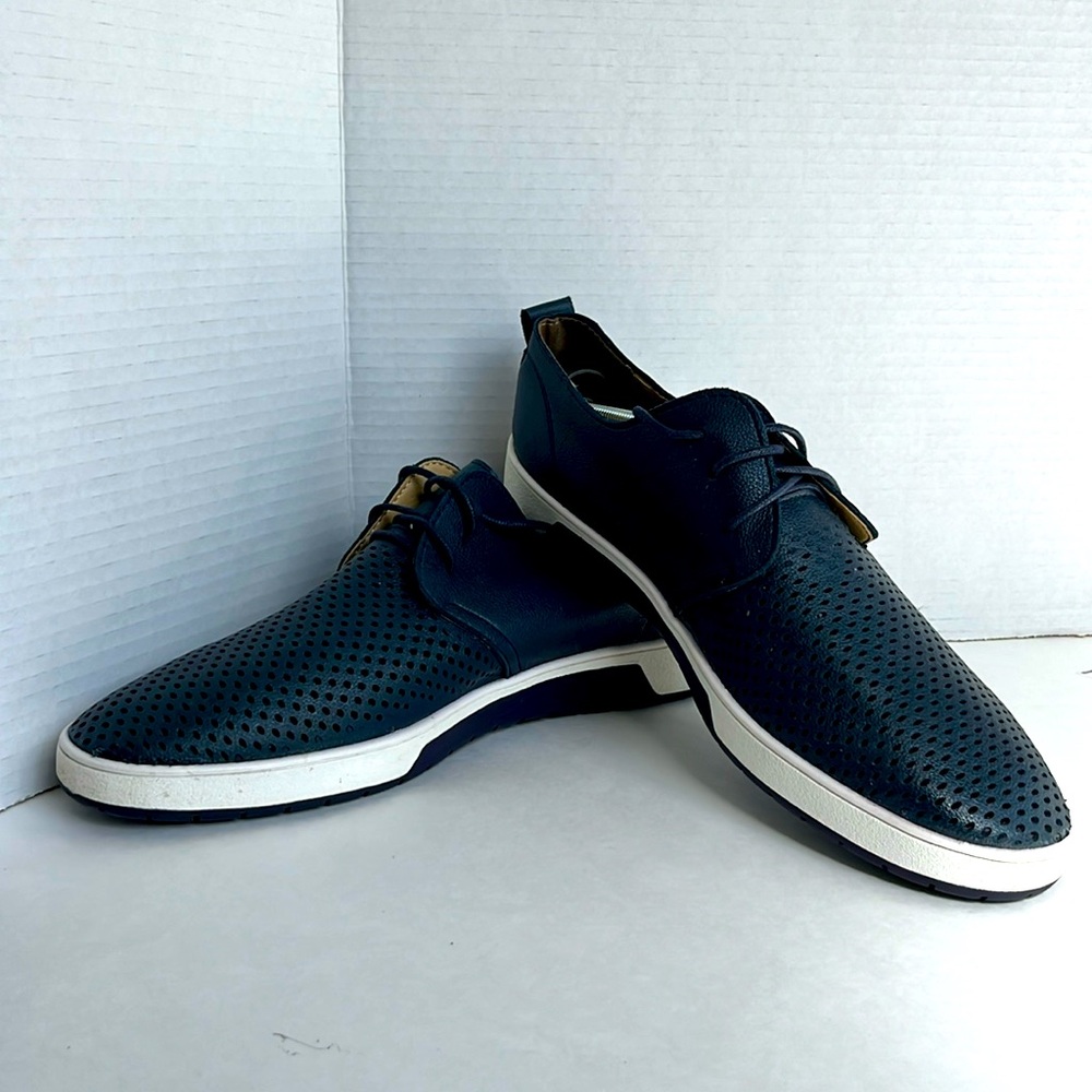 Merkmak Blue Perforated Shoes 11 Casual Dress British Style Breathable Comfort.